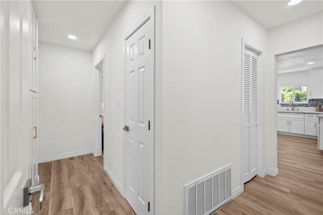 14900 Blackhawk St, San Fernando, CA 91345 - photo 19