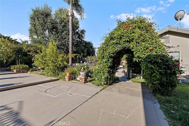 11180 Bertrand Ave, Granada Hills, CA 91344 - view of patio