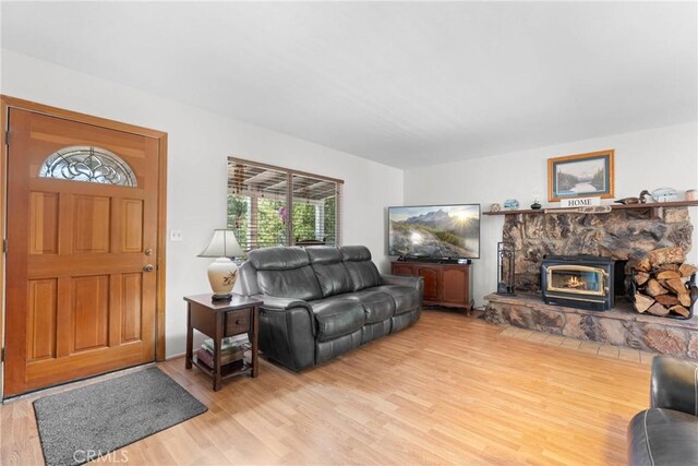 26707 Swallowhill Dr, Wrightwood, CA 92397 - photo 5