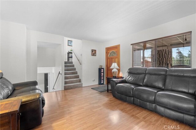 26707 Swallowhill Dr, Wrightwood, CA 92397 - photo 6