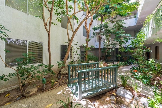 1375 Kelton Ave Unit 104, Los Angeles, CA 90024 - view of patio / terrace