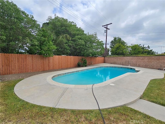 17415 Minnehaha St, Granada Hills, CA 91344 - view of pool with a fenced backyard and a patio area