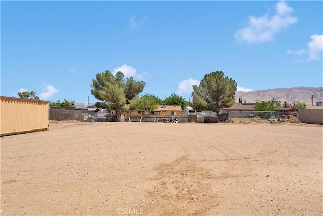 9275 Verdugo Ave, Hesperia, CA 92345 - view of yard with a mountain view