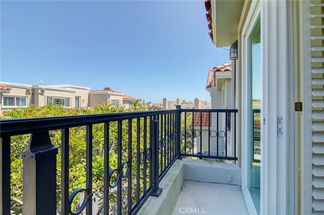 6052 Shadowbrook Cir, Huntington Beach, CA 92648 - balcony featuring a residential view