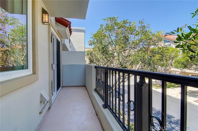 6052 Shadowbrook Cir, Huntington Beach, CA 92648 - view of balcony