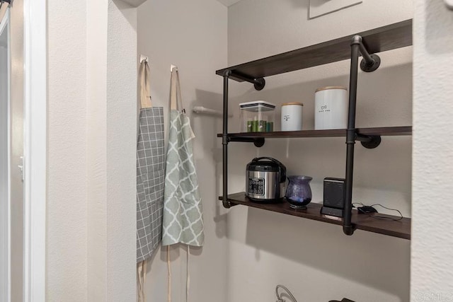 3404 Oak Cliff Dr Unit 2, Fallbrook, CA 92028 - detailed view