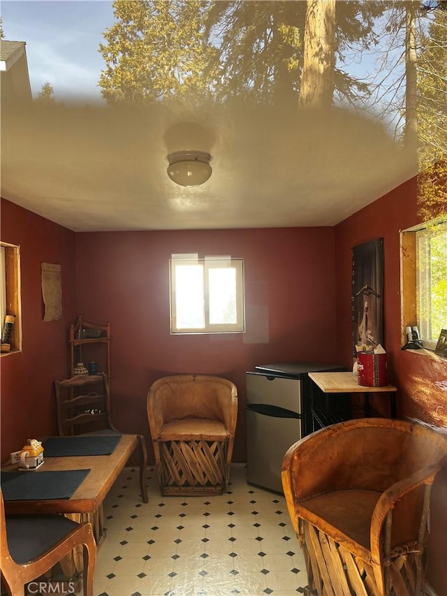 53434 Redwood Dr Unit B, Springville, CA 93265 - living area featuring light flooring