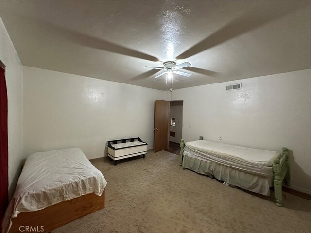 159 S Shasta St S, Willows, CA 95988 - carpeted bedroom featuring a ceiling fan