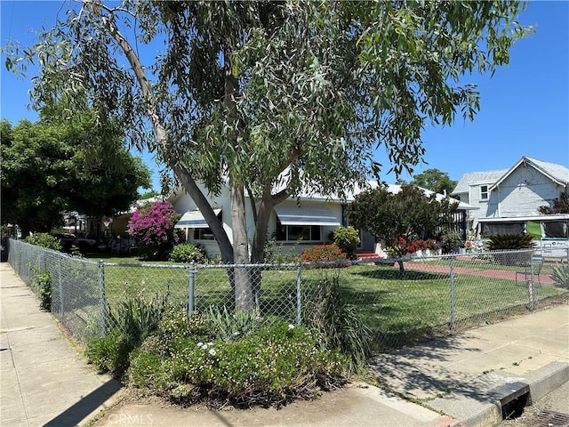 159 S Shasta St S, Willows, CA 95988 - photo 1