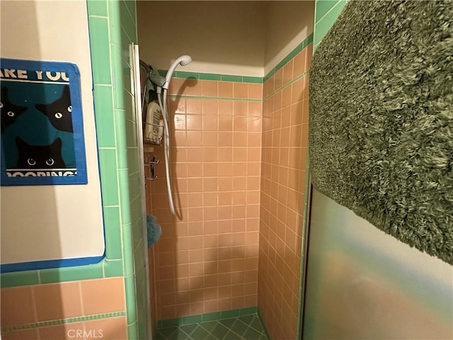 159 S Shasta St S, Willows, CA 95988 - full bath featuring a shower stall