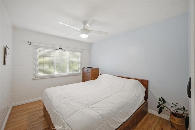 20955 De Mina St, Woodland Hills, CA 91364 - bedroom featuring light wood finished floors, baseboards, and a ceiling fan