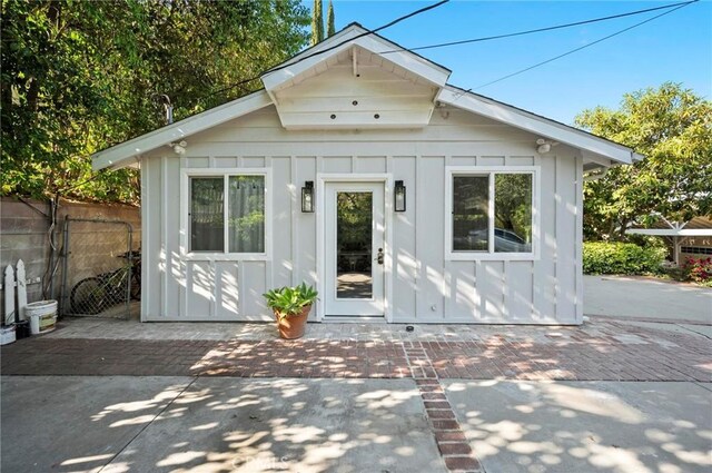 20955 De Mina St, Woodland Hills, CA 91364 - view of outdoor structure