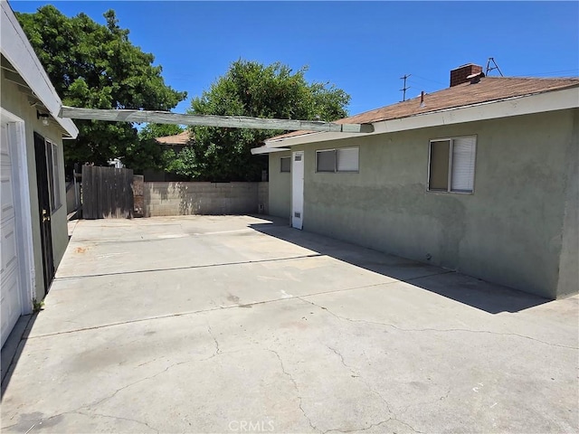 6025 Florence St, Riverside, CA 92504 - view of patio / terrace