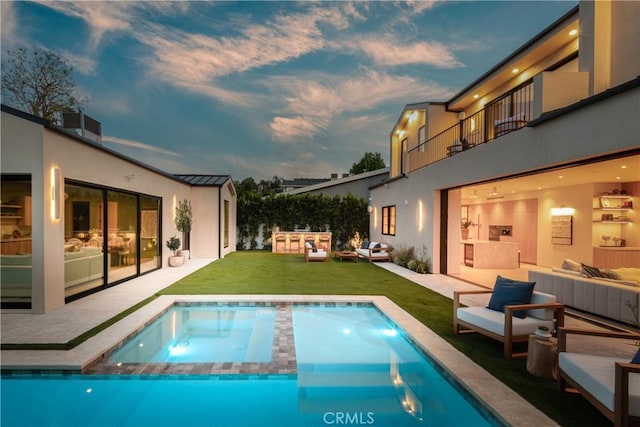 4314 Teesdale Ave, Studio City, CA 91604 - swimming pool with outdoor lounge area, a yard, a patio area, and an in-ground hot tub
