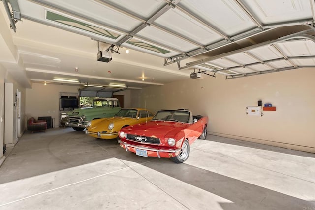 233233A Cole Ranch Rd, Encinitas, CA 92024 - garage with a garage door opener