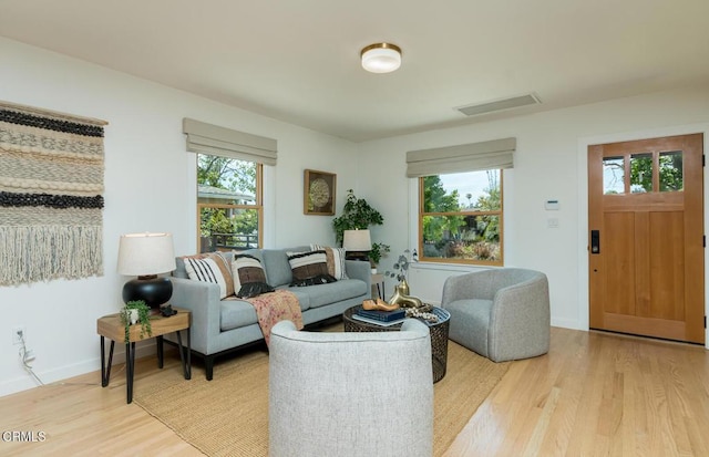 1828 Woodrow Ave, Los Angeles, CA 90041 - living area featuring wood finished floors and baseboards
