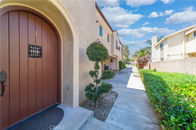 130 Alta St Unit B, Arcadia, CA 91006 - doorway to property featuring a residential view and stucco siding