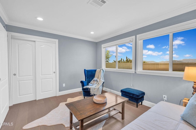320 Starlane Dr, La Canada Flintridge, CA 91011 - bedroom featuring wood finished floors, recessed lighting, baseboards, a closet, and crown molding