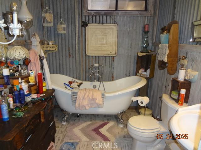 5475 Wilkinson Ave, Clearlake, CA 95422 - full bath featuring a freestanding tub and toilet