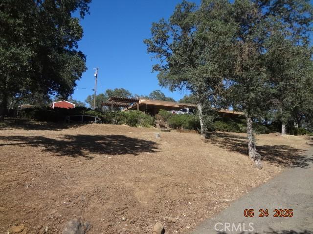 5475 Wilkinson Ave, Clearlake, CA 95422 - view of yard