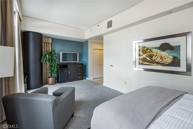 13650 Marina Pointe Dr Unit 908, Marina Del Rey, CA 90292 - carpeted living area featuring baseboards