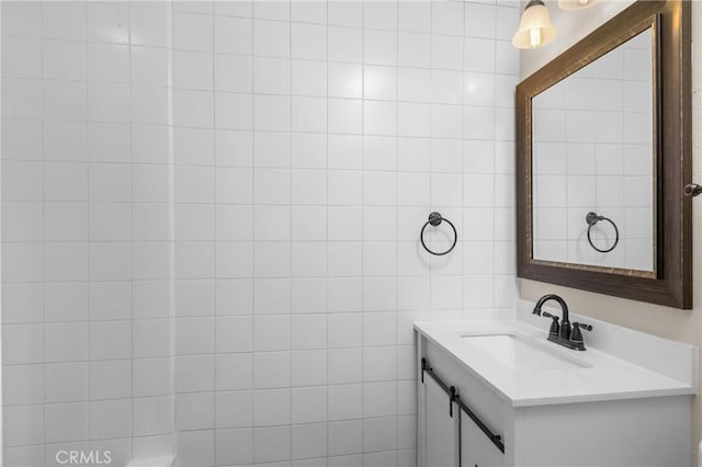 833 Park Ave, Cayucos, CA 93430 - bathroom with vanity
