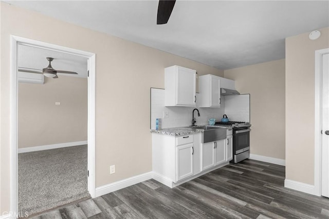 833 Park Ave, Cayucos, CA 93430 - kitchen with gas stove, ceiling fan, a sink, dark wood finished floors, and range hood