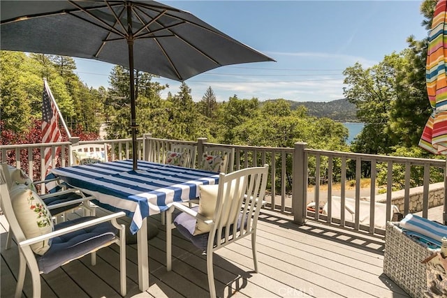 27888 W Shore Rd, Lake Arrowhead, CA 92352 - wooden terrace featuring outdoor dining area
