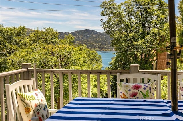 27888 W Shore Rd, Lake Arrowhead, CA 92352 - view of wooden deck