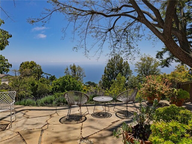 7 Cinchring Rd, Rolling Hills, CA 90274 - view of patio