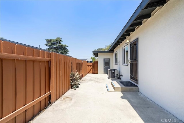 436 W Porter Ave, Fullerton, CA 92832 - view of patio / terrace with central AC unit