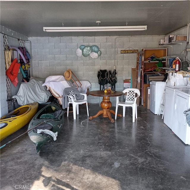10098 Crestview Dr, Clearlake, CA 95424 - storage with washer and clothes dryer