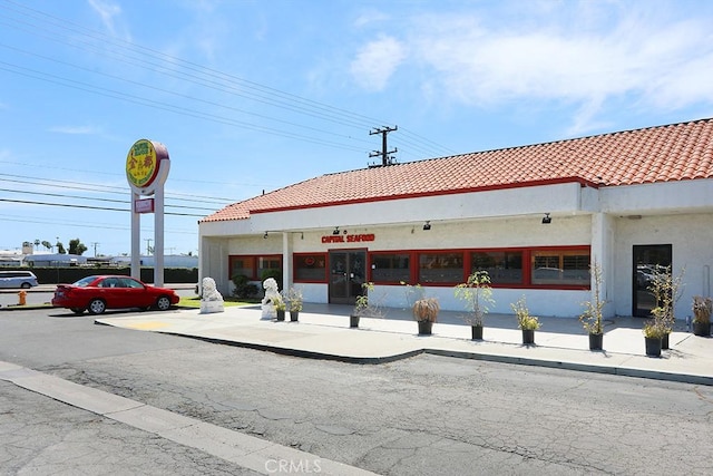 13905 Magnolia St, Garden Grove, CA 92844 - view of property's community featuring uncovered parking