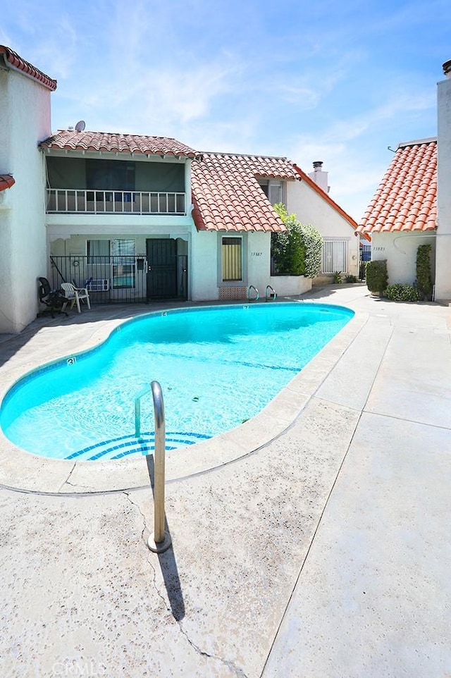 13905 Magnolia St, Garden Grove, CA 92844 - community pool featuring a patio area