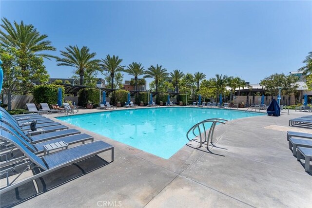 402 Rockefeller Unit 407, Irvine, CA 92612 - community pool with a patio area