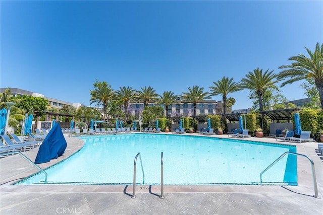 402 Rockefeller Unit 407, Irvine, CA 92612 - community pool with a patio