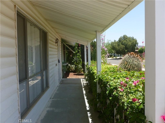26276 Foxgrove Rd, Menifee, CA 92586 - view of porch