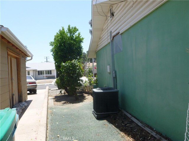 26276 Foxgrove Rd, Menifee, CA 92586 - view of property exterior with cooling unit