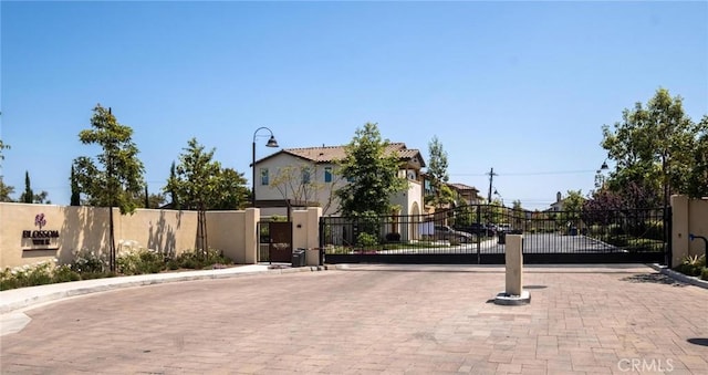 1924 N Floret Dr, Los Angeles, CA 90222 - photo 40