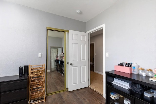 901 S Clymar Ave, Compton, CA 90220 - office with dark wood-style flooring and baseboards