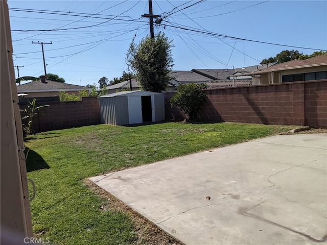 12707 Hoback St, Norwalk, CA 90650 - view of yard featuring a patio