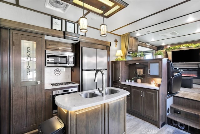 11577 Ridgemark Rd, Apple Valley, CA 92308