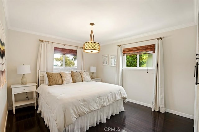 544 N California St, Burbank, CA 91505 - bedroom featuring dark wood-type flooring and crown molding