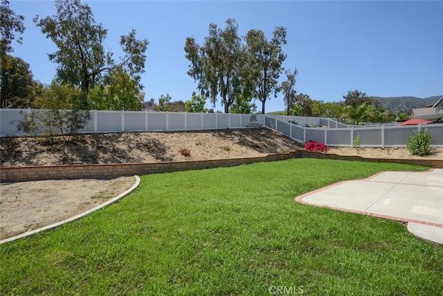 27292 Eagles Nest Dr, Corona, CA 92883 - view of yard featuring a patio