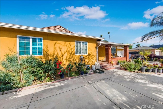 10636 Wolfe Ave, Riverside, CA 92505 - view of front of house featuring stucco siding