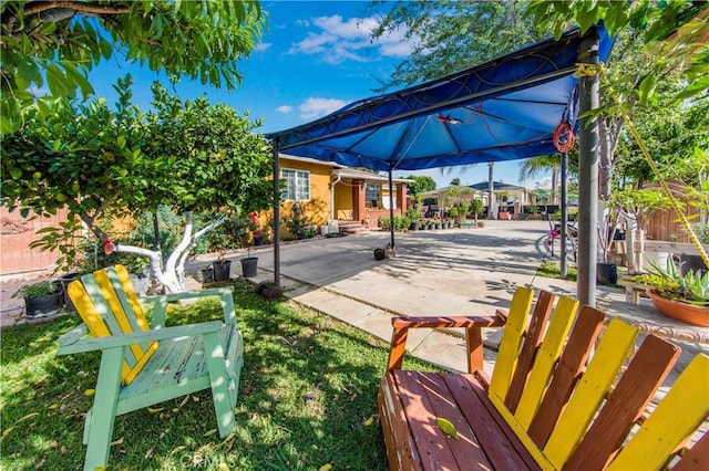 10636 Wolfe Ave, Riverside, CA 92505 - view of patio / terrace