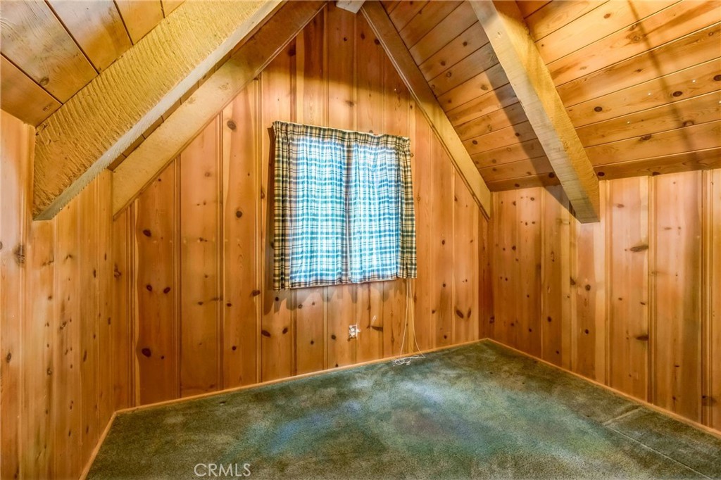 129 B Ln, Lake Arrowhead, CA 92352 - photo 9