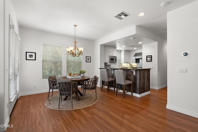 433 N Altadena Dr Unit 4, Pasadena, CA 91107 - dining room with wood finished floors, baseboards, a chandelier, and recessed lighting