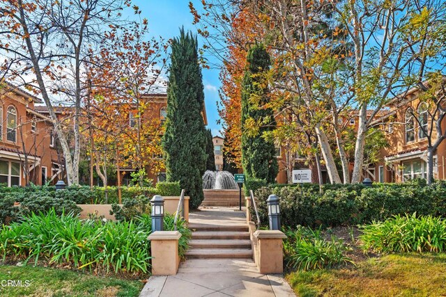 433 N Altadena Dr Unit 4, Pasadena, CA 91107 - view of property's community
