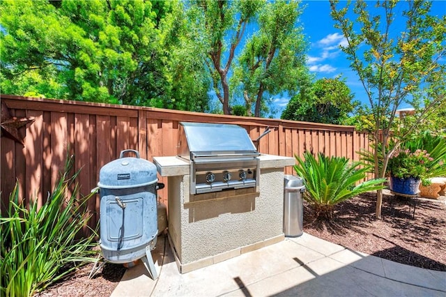 26716 Kingwood Rd, Murrieta, CA 92563 - view of patio